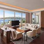Mandarin Oriental Bosphorus, מלון 5*