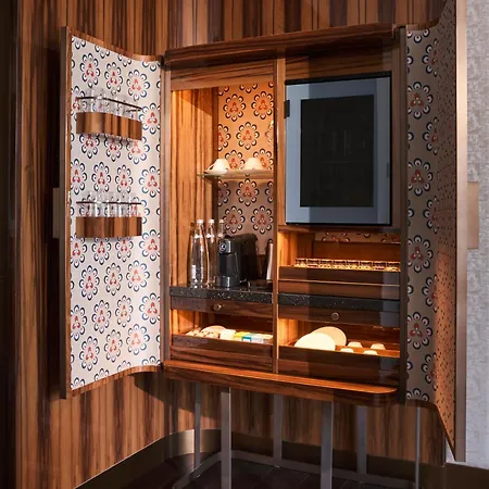 Mandarin Oriental Bosphorus, Hotel